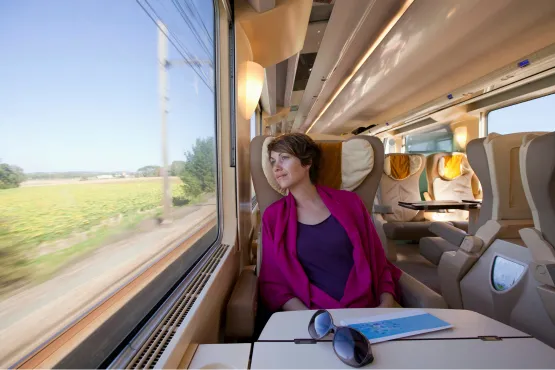 transfert vers gare tgv avec chauffeur vtc aix en provence